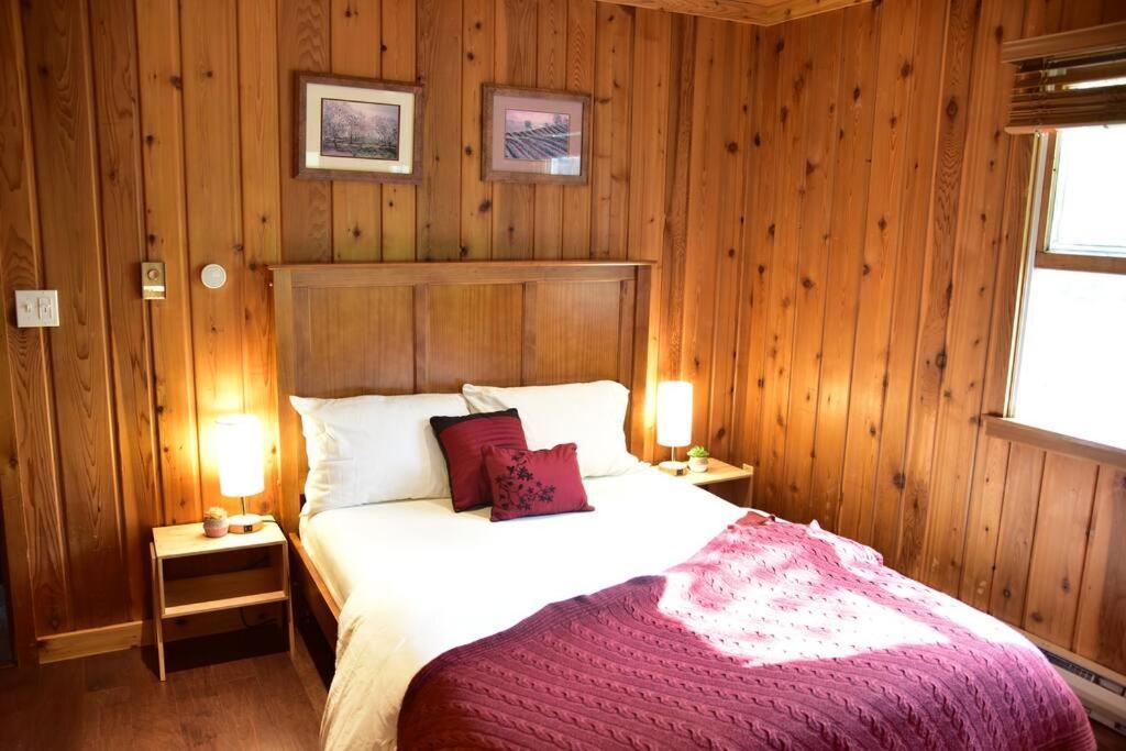 Quiet And Comfy 3Bed/2Bath - Chalet With Hot Tub. Cedar Экстерьер фото