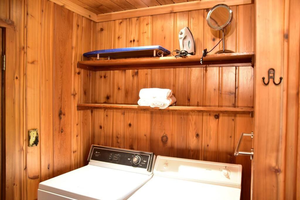 Quiet And Comfy 3Bed/2Bath - Chalet With Hot Tub. Cedar Экстерьер фото