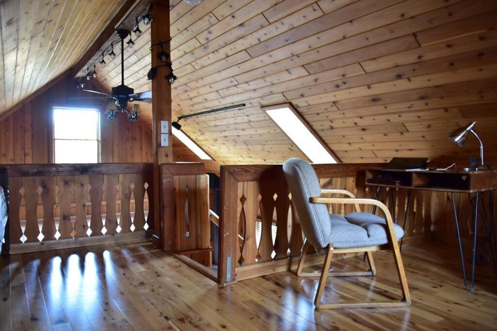 Quiet And Comfy 3Bed/2Bath - Chalet With Hot Tub. Cedar Экстерьер фото