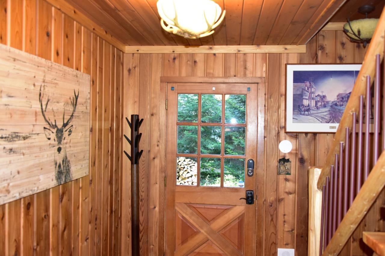 Quiet And Comfy 3Bed/2Bath - Chalet With Hot Tub. Cedar Экстерьер фото